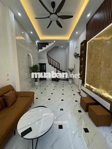 Hot Nhà Hoàng Mai - Ngõ trẳng tắp, xe ba gác tránh xe máy, 30m ra oto