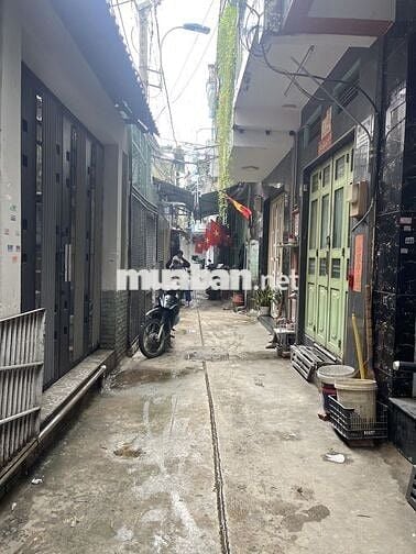 BÁN NHÀ 2 TẦNG BÌNH TÂN DT ; 3X10  GIÁ  NHỈNH 3 TỶ