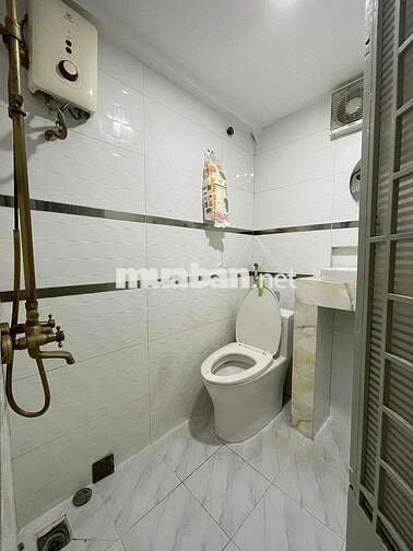 CHO THUÊ NHÀ NGUYÊN CĂN BUÔN BÁN ĐƯỢC - 1TRỆT2LẦU - 4PN2WC