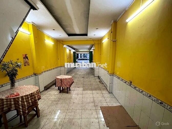 Mặt bằng thuê vị trí đẹp 3.5m x 25m đường Lê Quang Định