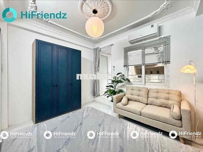 Căn Hộ 1PN Tách Bếp BanCol Máy Giặt Riêng Rộng 40m2 Ngay Chợ Bàn Cờ