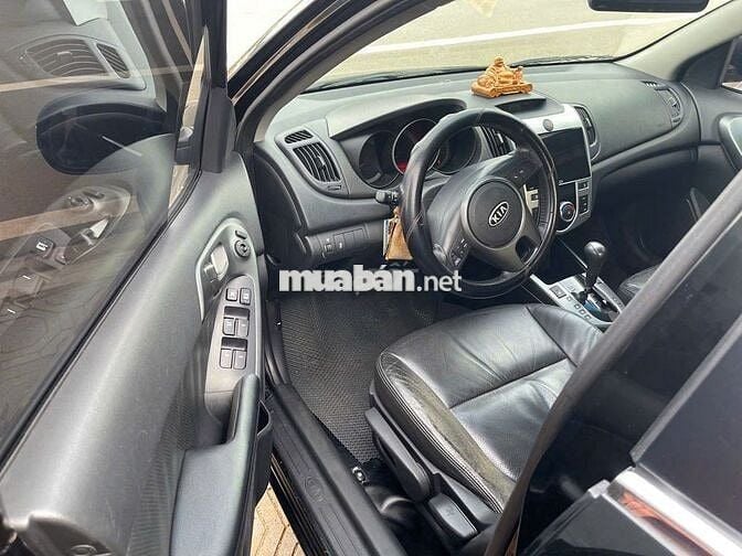 Kia Forte 2009 SLi 1.6 AT - 18000 km