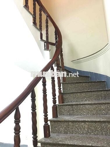 cho thuê nhà Nguyên căn 2 mặt tiền 20/28/4 Hồ Đắc Di, Tân Phú, HCM