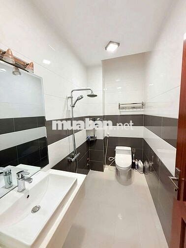 Nhà Đẹp Full Nội thất ngay AEON Mall Bình Tân