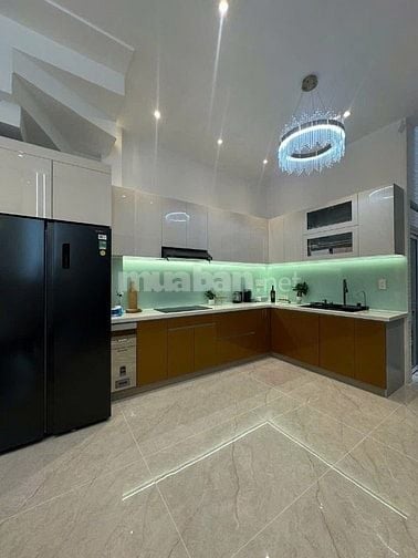 Nhà 3 Lầu Mặt tiền hẻm 12m kinh doanh tuyệt đẹp Cao cấp Huỳnh Văn Nghe