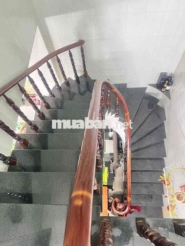 BÁN NHÀ 1 TRỆT 1 LẦU ĐÚC KIÊN CỐ - HẺM OTO NGUYỄN THỊ KIỂU TÂN THỚI HI