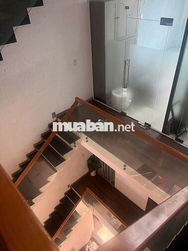 NHÀ 1 TRỆT 2 LẦU, THIẾT KẾ LỆCH TẦNG KIỂU ÂU, KHU VEN SÔNG, HBC