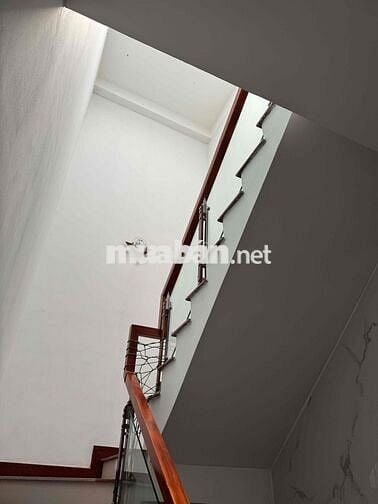 Siêu phẩm Nhà phố đường nhựa rộng 9m