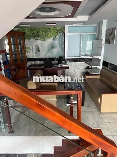 Siêu phẩm Nhà phố đường nhựa rộng 9m