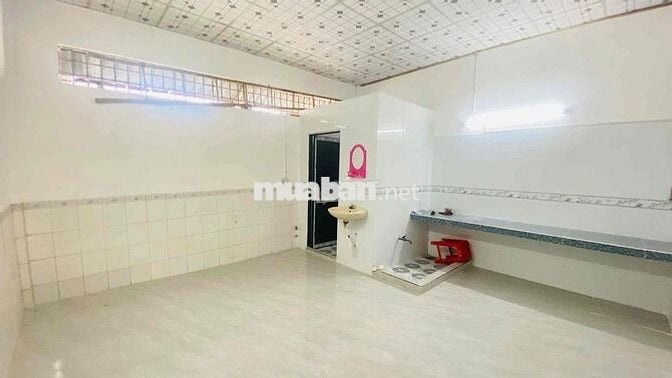 Cho thuê nhà mặt tiền đường Trần Nam Phú