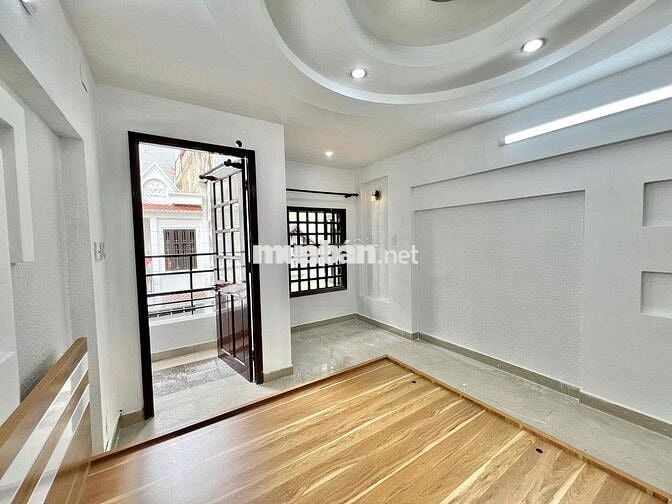 KHAI TRƯƠNG CHO THUÊ CĂN HỘ STUDIO CỬA SỔ Ở NGUYỄN PHÚC CHU