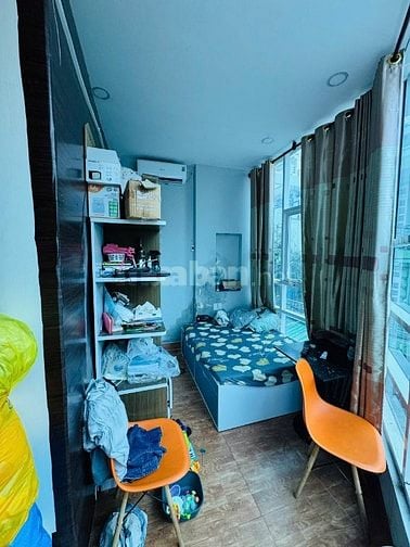 Siêu phẩm 6 tầng Góc 2MT hẻm 8m Lạc Long Quân đang cho thuê 40tr/tháng