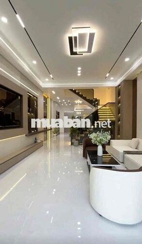 Nhà 1 trệt 2 lầu 210m2 giá 1tỷ6 ngay KCN nam Tân Uyên