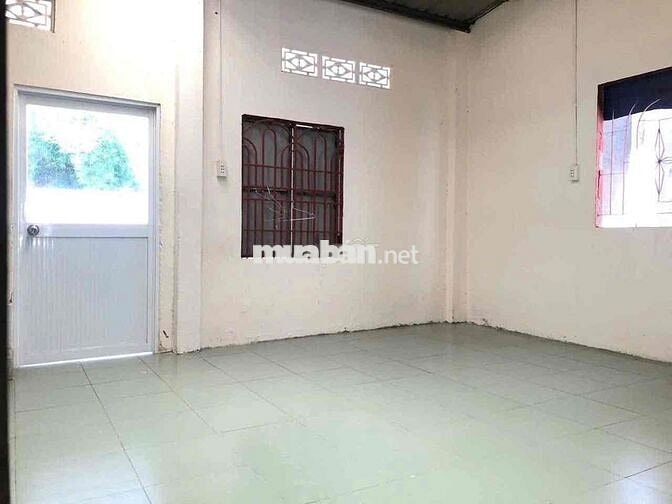 Mặt tiền Huỳnh Văn Luỹ 6,5x40m giá thuê 12tr/tháng trừ hàng ăn