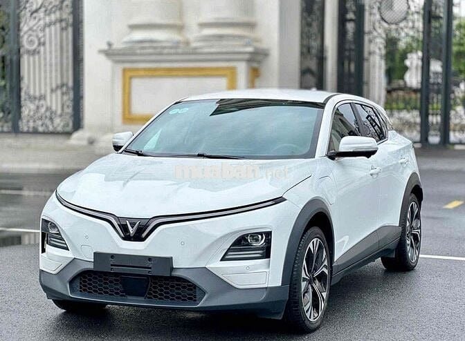 VF6 PLUS  BẢN ĐẶC BIỆT, ƯU ĐÃI CỰC SỐC!