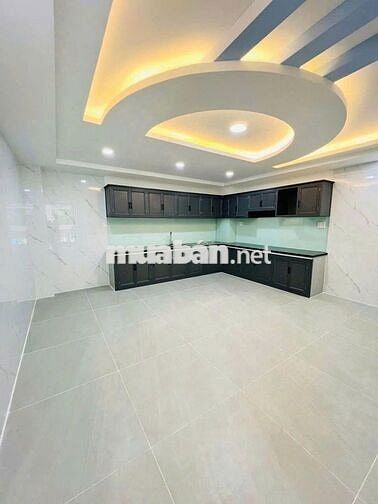 HOT !! CỰC RẺ - 61J Thăng Long, P.4, Q. TB - 4.5x20m, 3 lầu