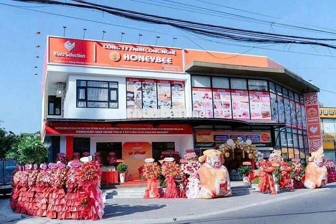 Mặt tiền Huỳnh Văn Luỹ 6,5x40m giá thuê 12tr/tháng trừ hàng ăn