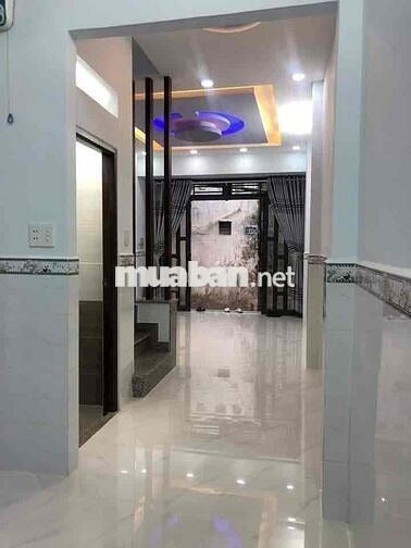 NHÀ 2PN 2WC 1 TRỆT 1 LẦU 42m2 NGAY CMT8 Q10 GIÁ TỐT💕💕💕