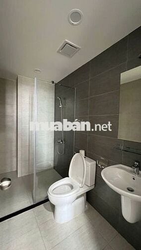 Cần bán gấp căn hộ cao cấp 2PN 2WC đã có sổ hồng