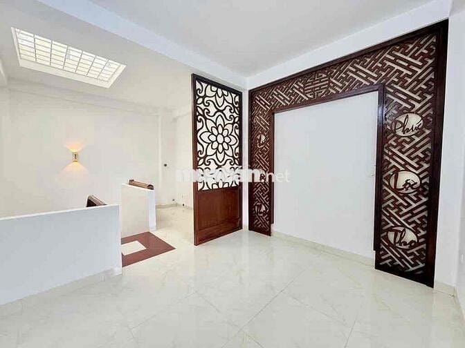 NHÀ ĐẸP Ở LUÔN Kim Giang  - 30m ra Ô TÔ , Full nội thất