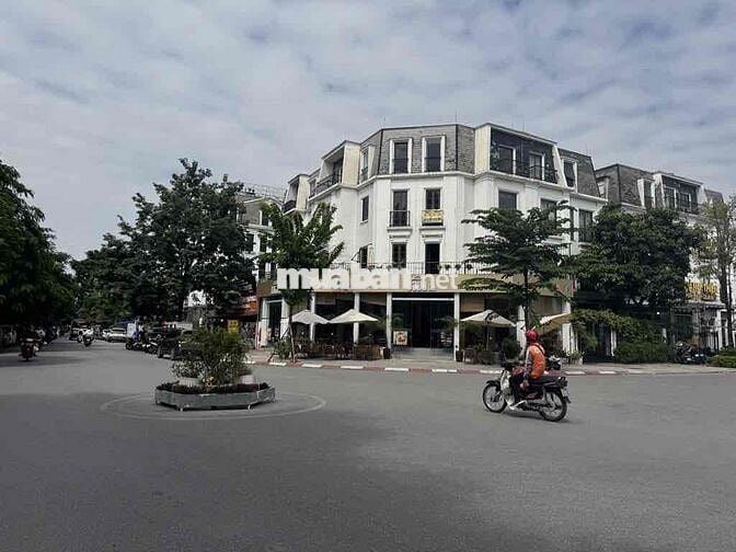 NHÀ ĐẸP Ở LUÔN Kim Giang  - 30m ra Ô TÔ , Full nội thất