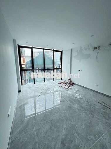 TÒA NHÀ VĂN PHÒNG - MẶT Ô TÔ THÔNG - KINH DOANH - 6 TẦNG THANG MÁY