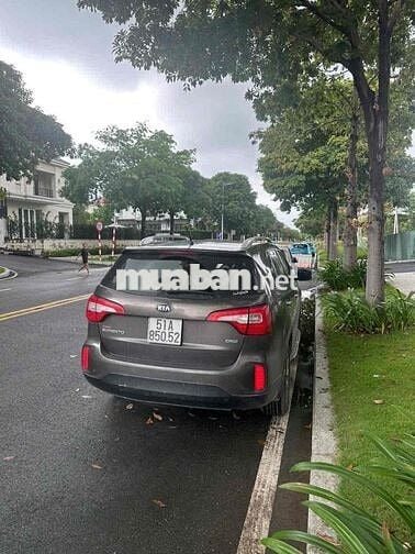 Kia Sorento 2014 DATH 2.2L 2WD - 180000 km