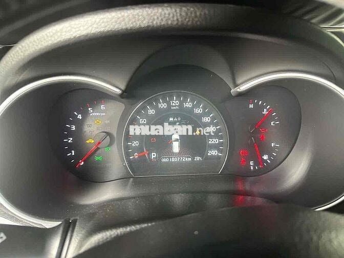 Kia Sorento 2014 DATH 2.2L 2WD - 180000 km