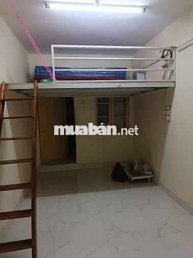 Cho thuê nhà 4tr5 tầng 3 C5 Kim Liên