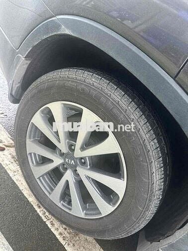 Kia Sorento 2014 DATH 2.2L 2WD - 180000 km