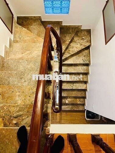 Lô góc 3 thoáng Minh Khai, Hoàng Mai,40m2x4T, mt 4m,ba gác thông, 7 tỷ