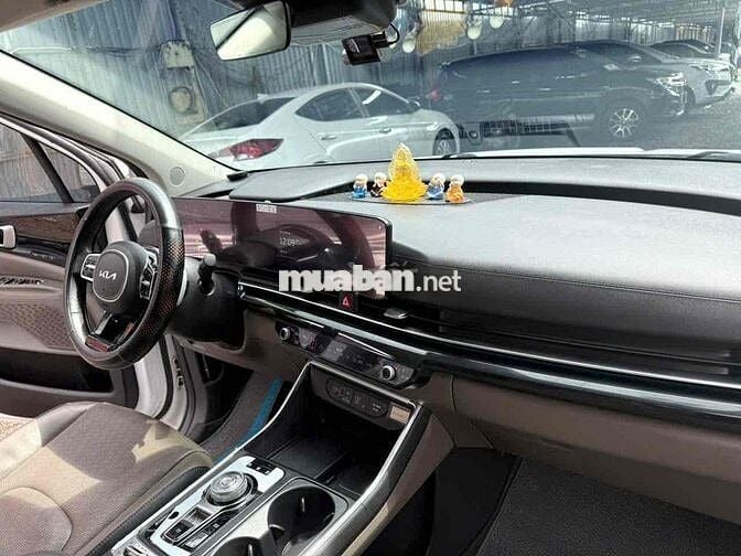 CANIVAL 2024 premium 8s LƯỚT 7vạn ,BẢO HÀNH 2027