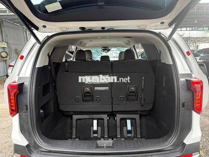 CANIVAL 2024 premium 8s LƯỚT 7vạn ,BẢO HÀNH 2027