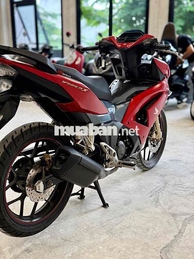 Bán Honda Winner X ABS màu đỏ nhám xe đẹp