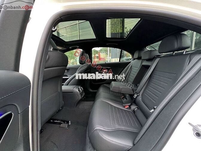 Xe Mercedes Benz C class C300 AMG 2025