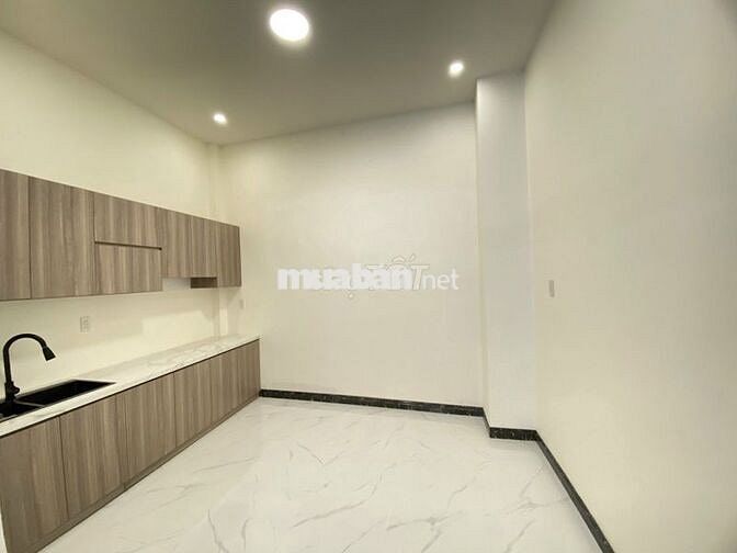 Bán nhà tại Tô Hiệu, Tân Phú – 1 trệt, 1 lầu, sân thượng, SHR, giá 6tỷ