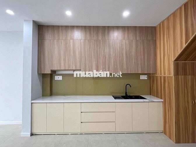 Cho thuê nhà mặt tiền Gia Phú P3 Q11