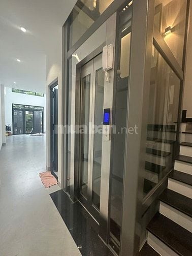 Cho Thuê Nhà Mới Xây 100% Đường Võ Oanh, P.25. Quận bt có thang máy 