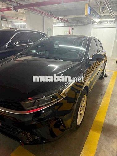 Kia K3 2024 Premium 1.6 AT - 8000 km