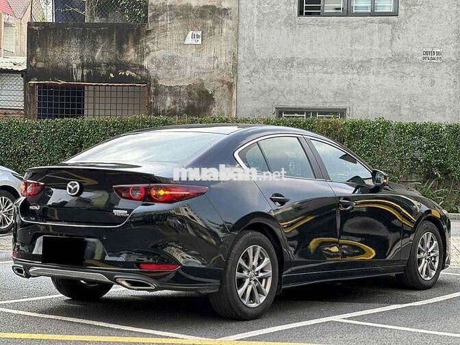 Mazda 3 2022 1.5L Premium - 61000 km