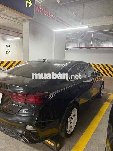 Kia K3 2024 Premium 1.6 AT - 8000 km