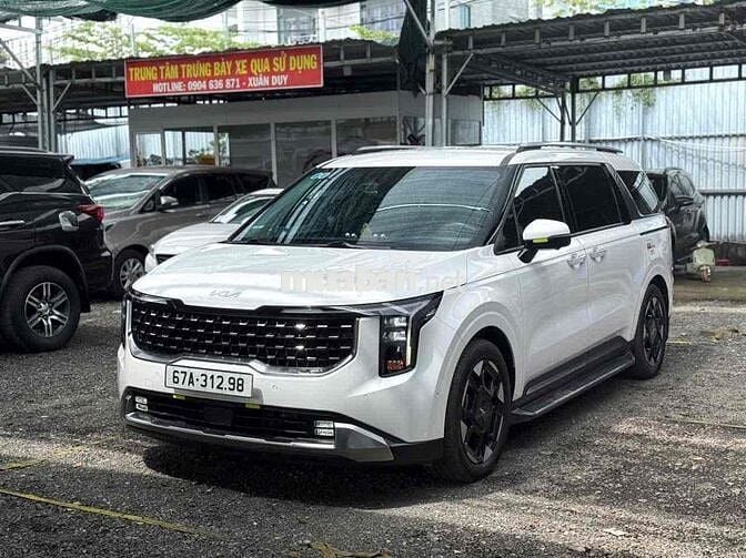 CANIVAL 2024 premium 8s LƯỚT 7vạn ,BẢO HÀNH 2027