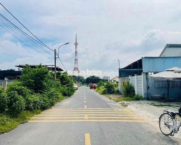 Chủ nhà ra nước ngoài định cư nên cần bán đất ở HVC Củ Chi 205m2