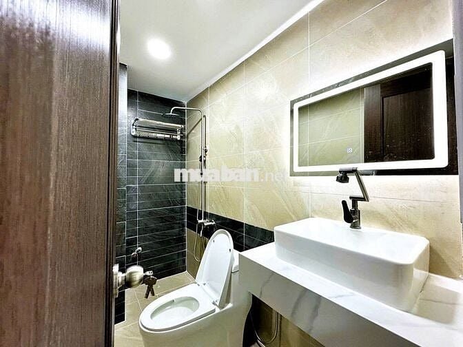 Nhà 4 tầng 74m2 mới đẹp gần Phạm Văn Đồng p.Hiệp Bình Chánh giá tốt