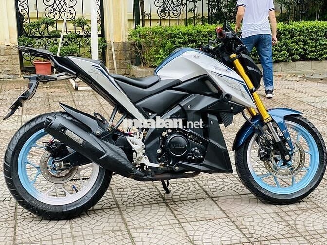 Xe máy Yamaha TFX màu Xanh, Trắng, Đen