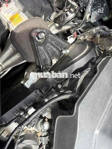 CANIVAL 2024 premium 8s LƯỚT 7vạn ,BẢO HÀNH 2027