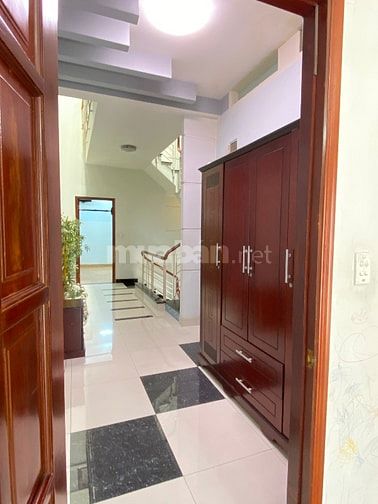 Cho thuê nhà mặt tiền đường Chợ Lớn, phường Bình Phú, HCM