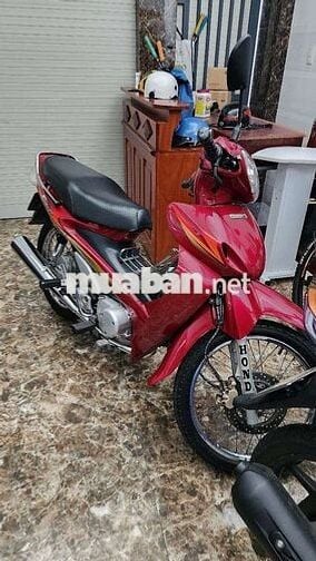 Xe máy Honda Future 110 màu đỏ đã qua sử dụng