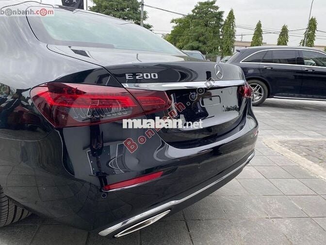 Xe Mercedes Benz E class E200 Exclusive 2025