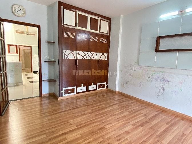 Cho thuê nhà mặt tiền đường Chợ Lớn, phường Bình Phú, HCM